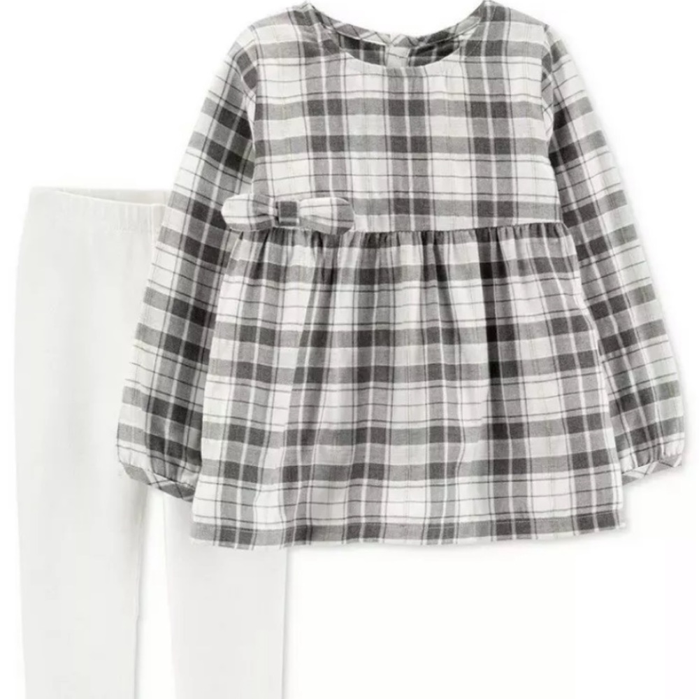 2-piece Carter’s set for girls